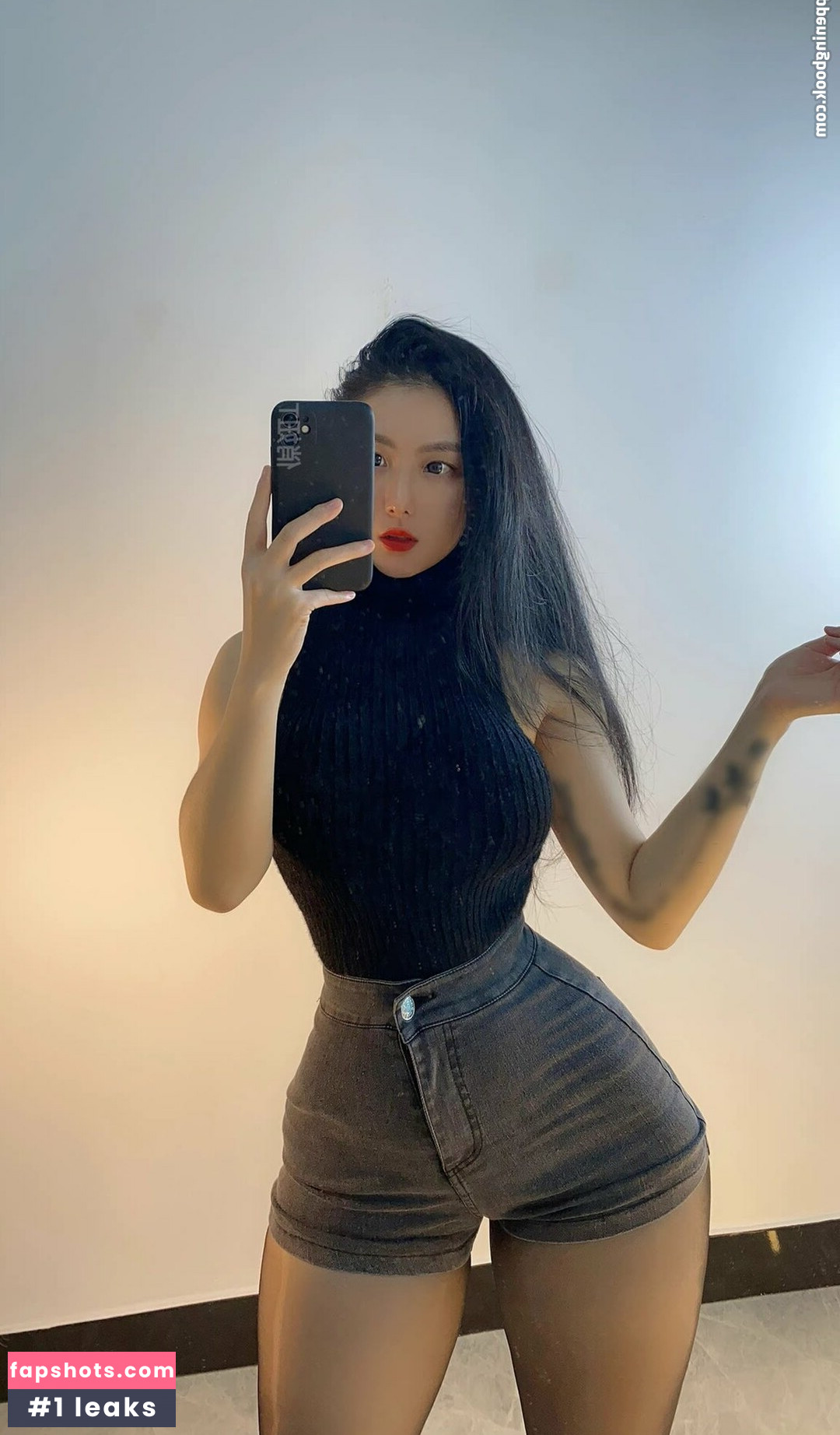 QiaoniuTT gallery photo #1610