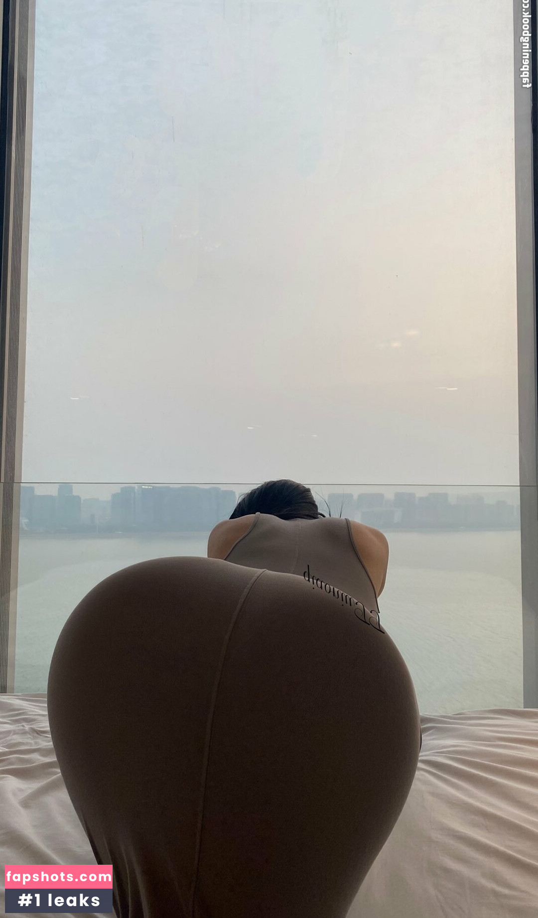 QiaoniuTT gallery photo #1615