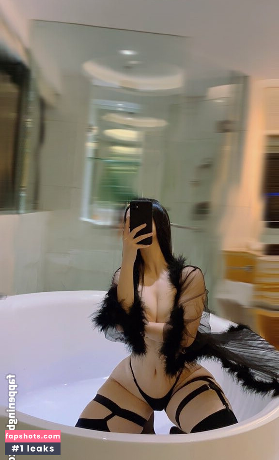 QiaoniuTT gallery photo #1632