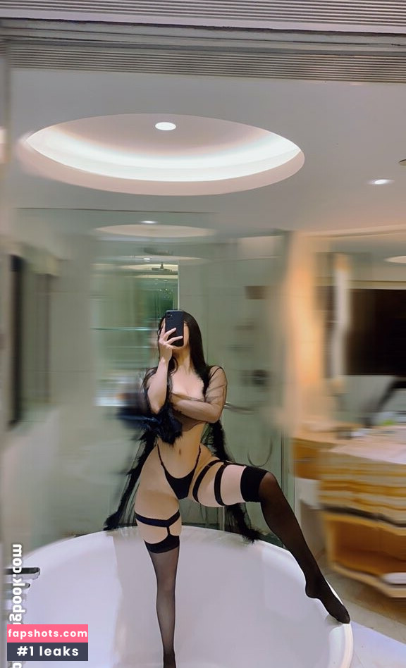 QiaoniuTT gallery photo #1633