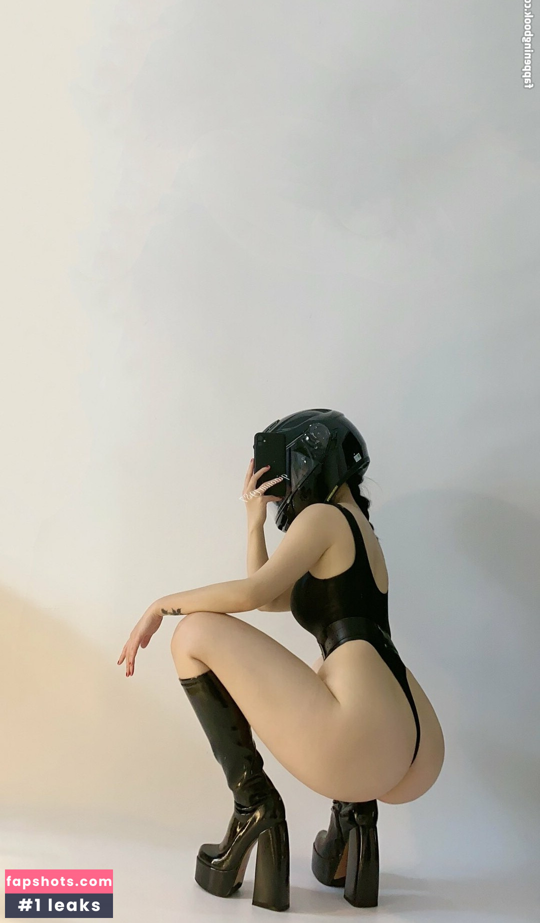 QiaoniuTT gallery photo #1651