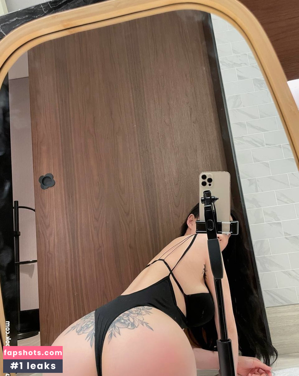 QiaoniuTT gallery photo #1708