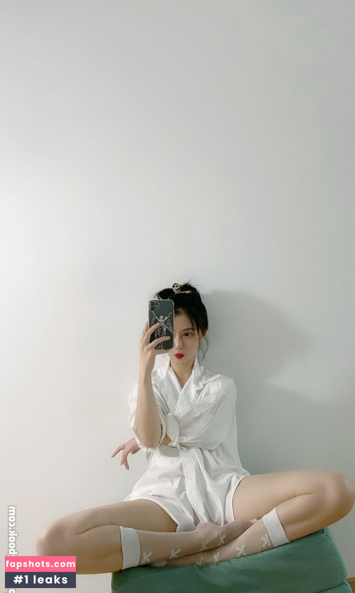 QiaoniuTT gallery photo #1717