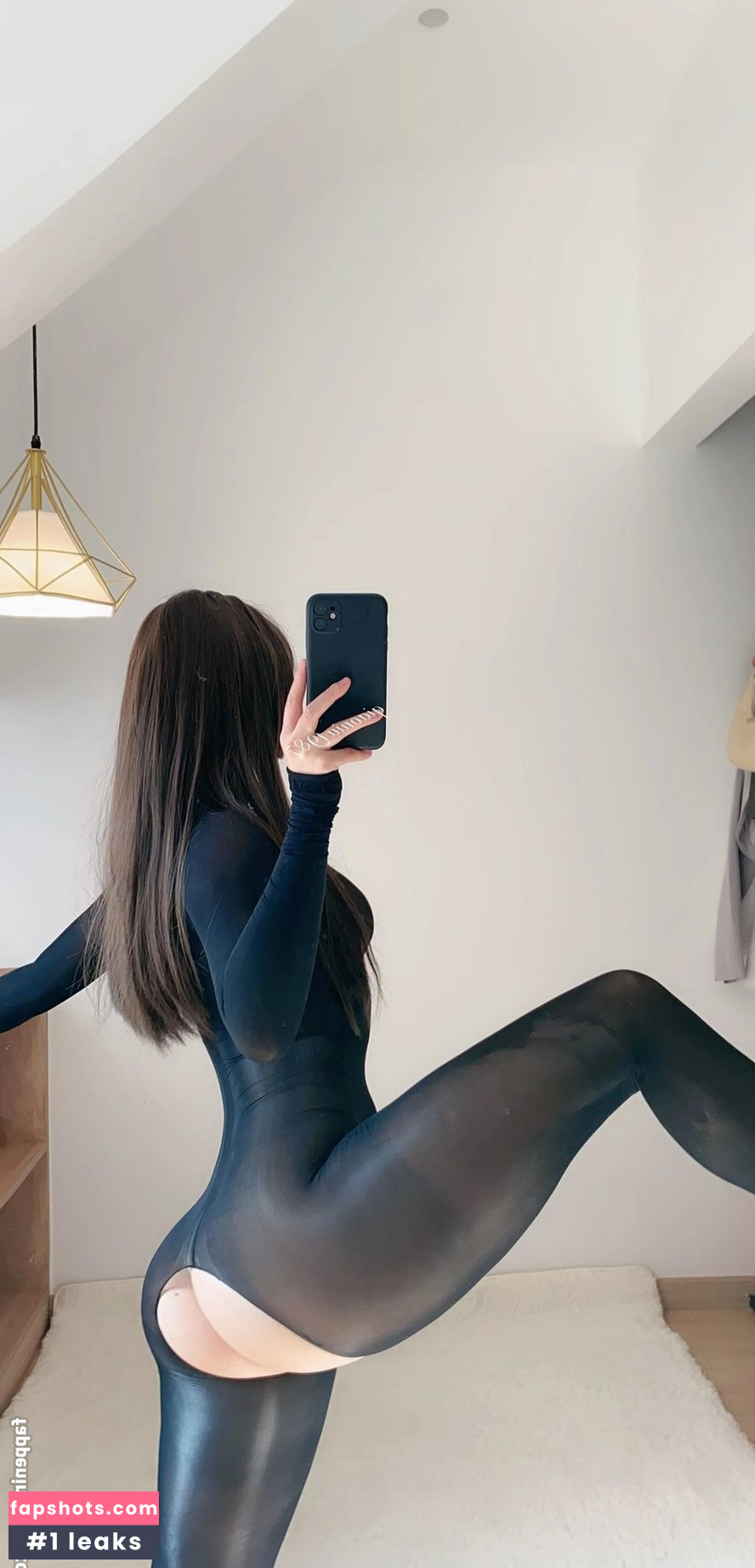 QiaoniuTT gallery photo #1765