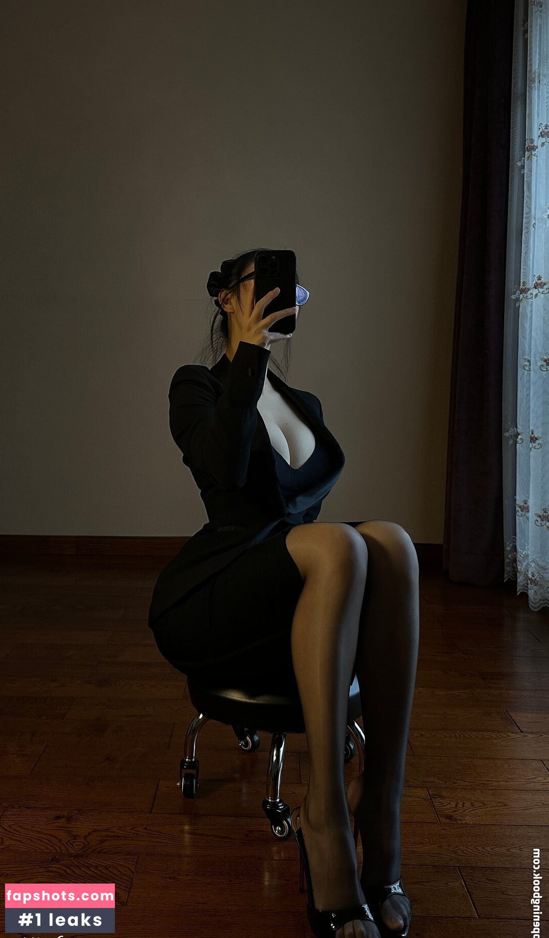 QiaoniuTT gallery photo #181