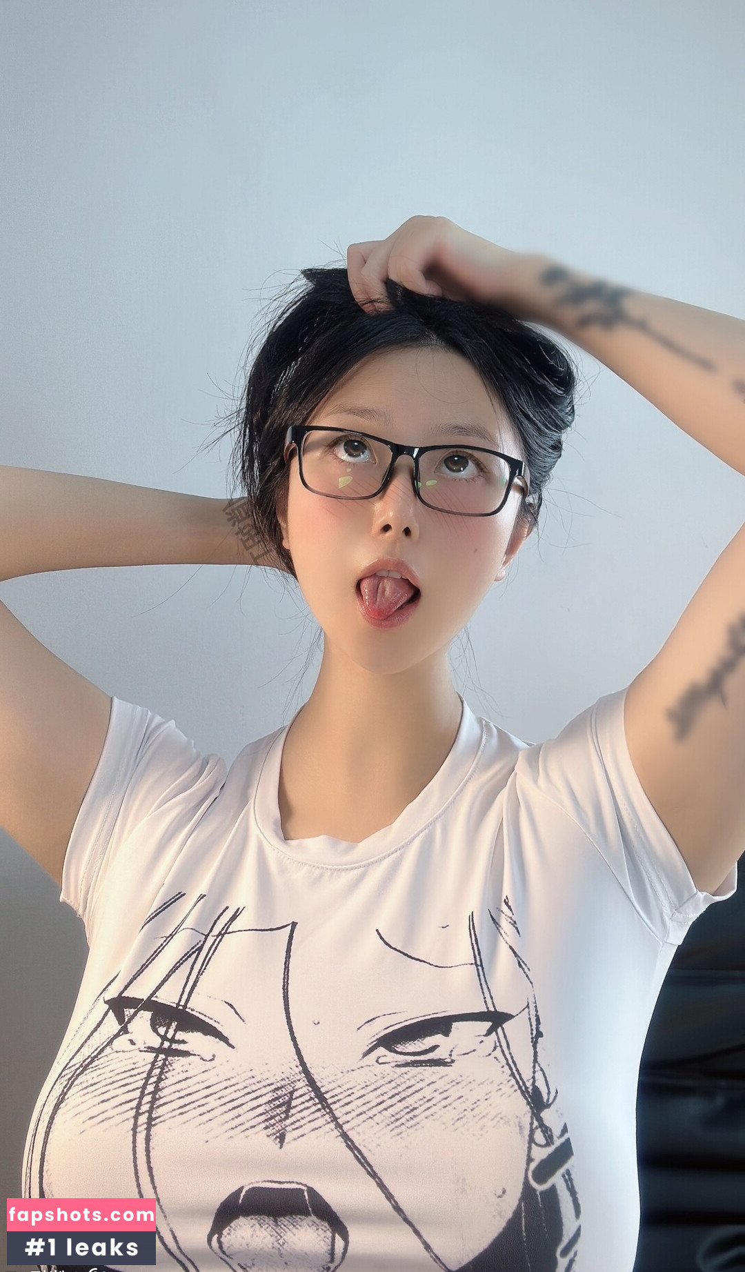 QiaoniuTT gallery photo #227