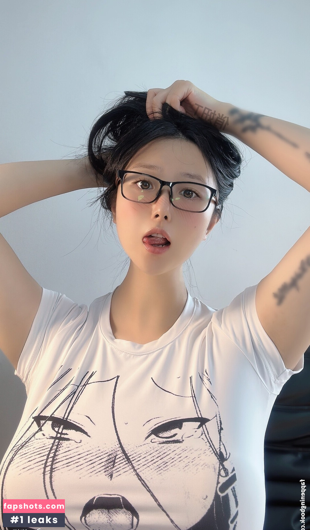 QiaoniuTT gallery photo #229