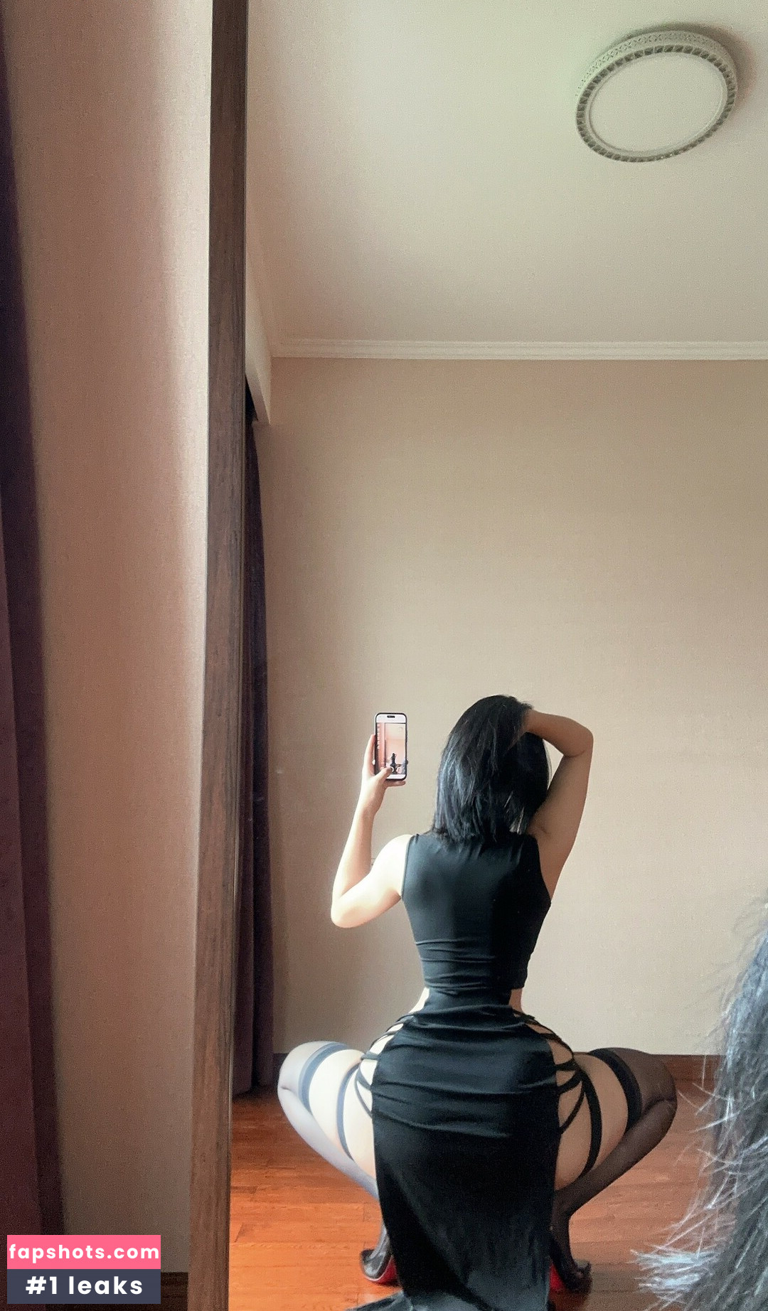 QiaoniuTT gallery photo #251