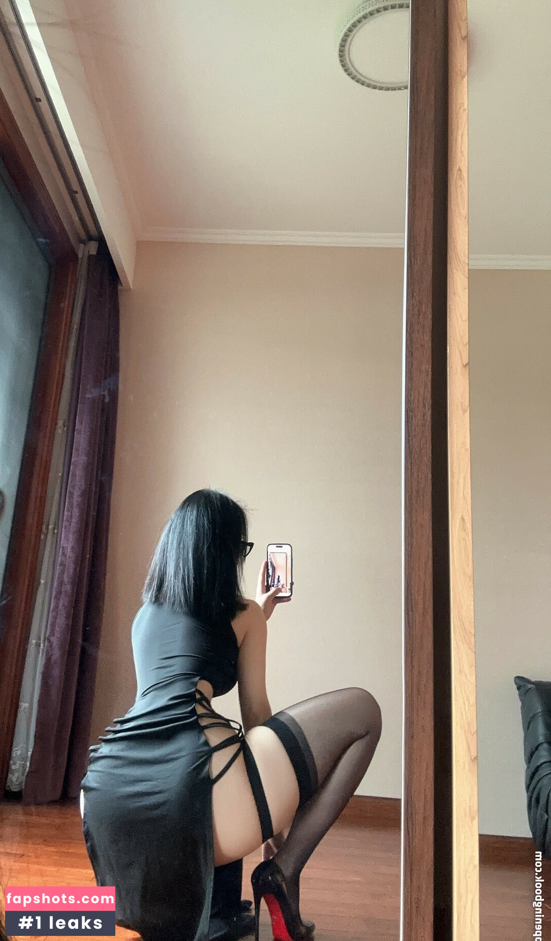 QiaoniuTT gallery photo #256