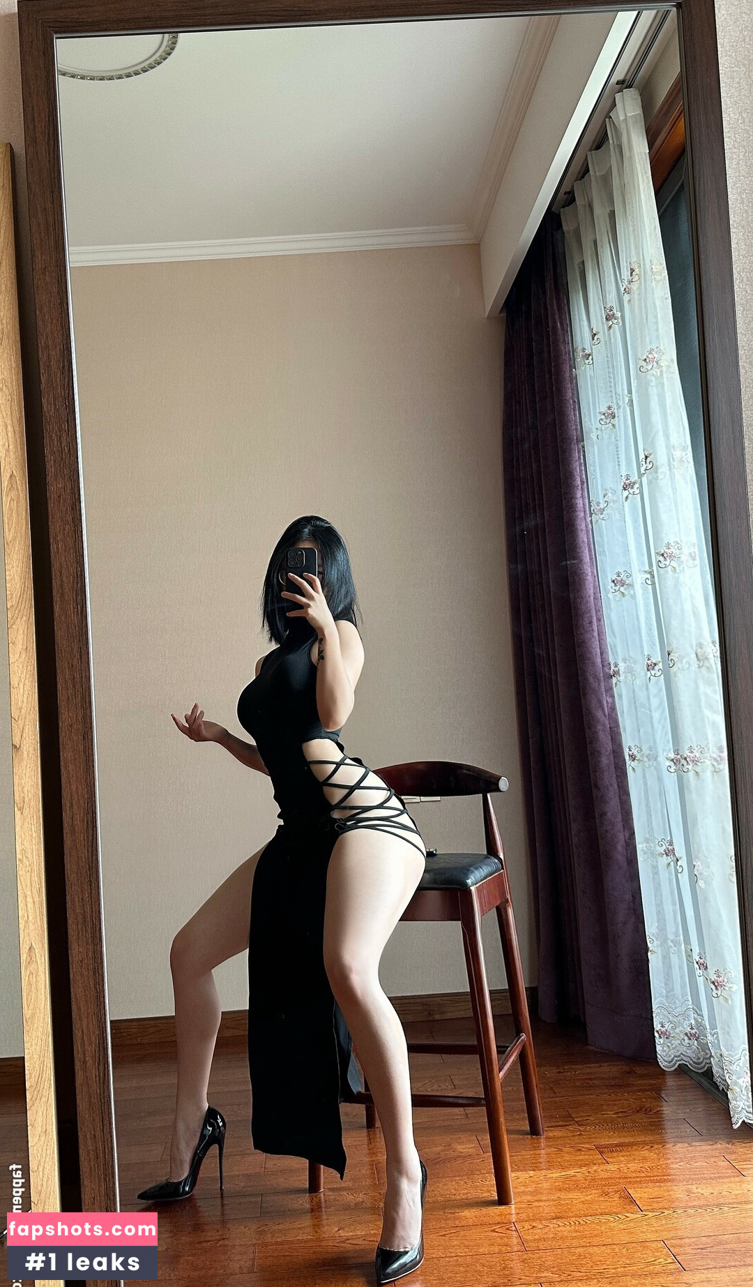 QiaoniuTT gallery photo #258