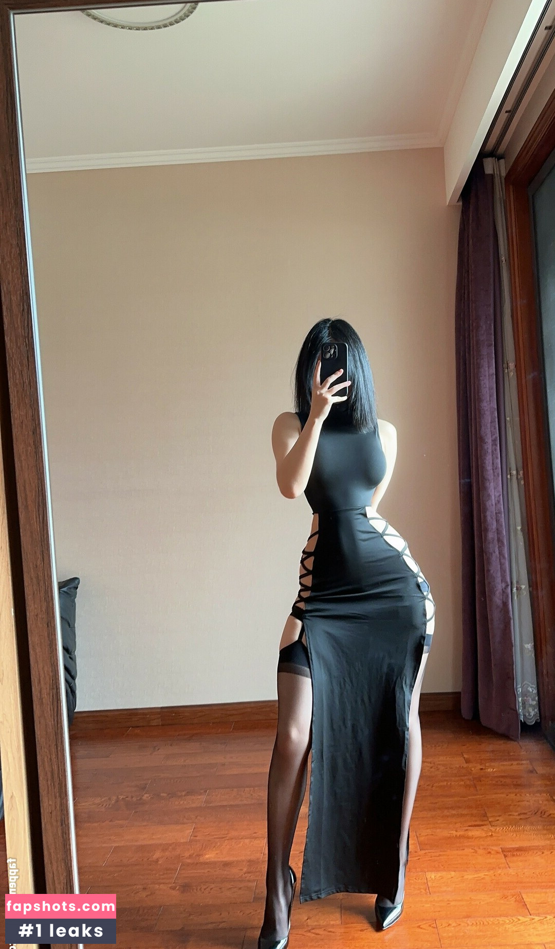 QiaoniuTT gallery photo #269