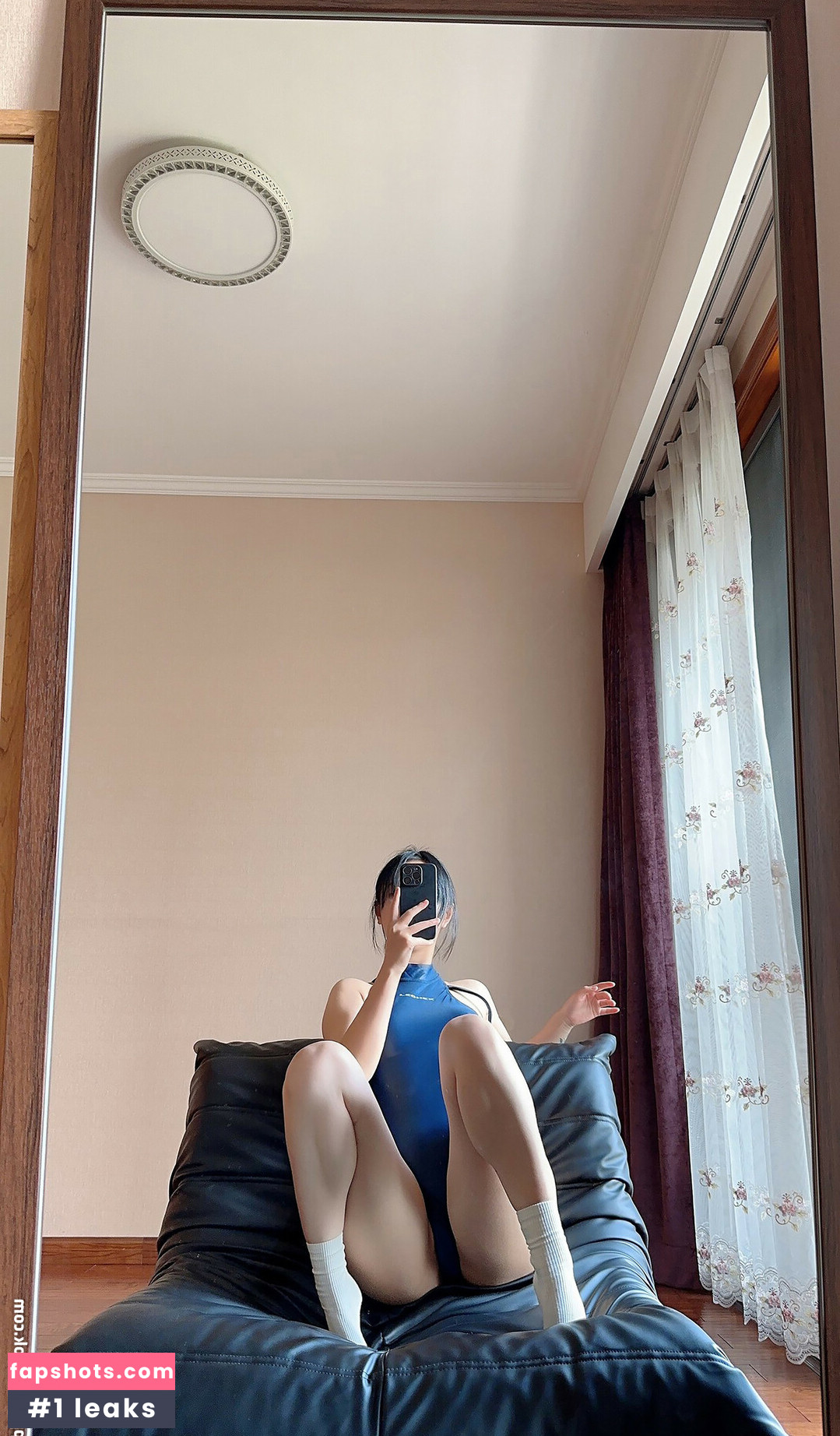 QiaoniuTT gallery photo #281