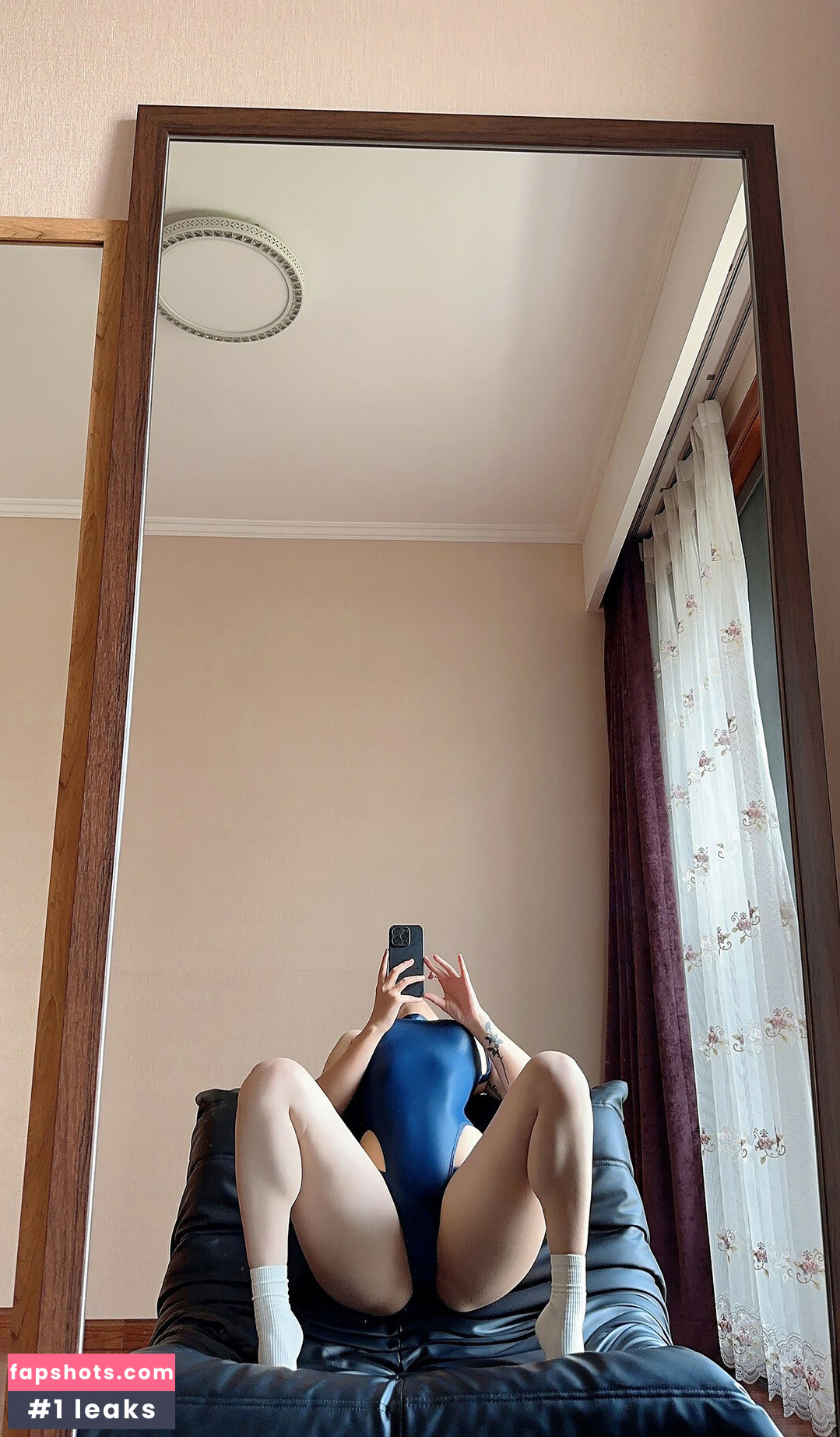 QiaoniuTT gallery photo #287