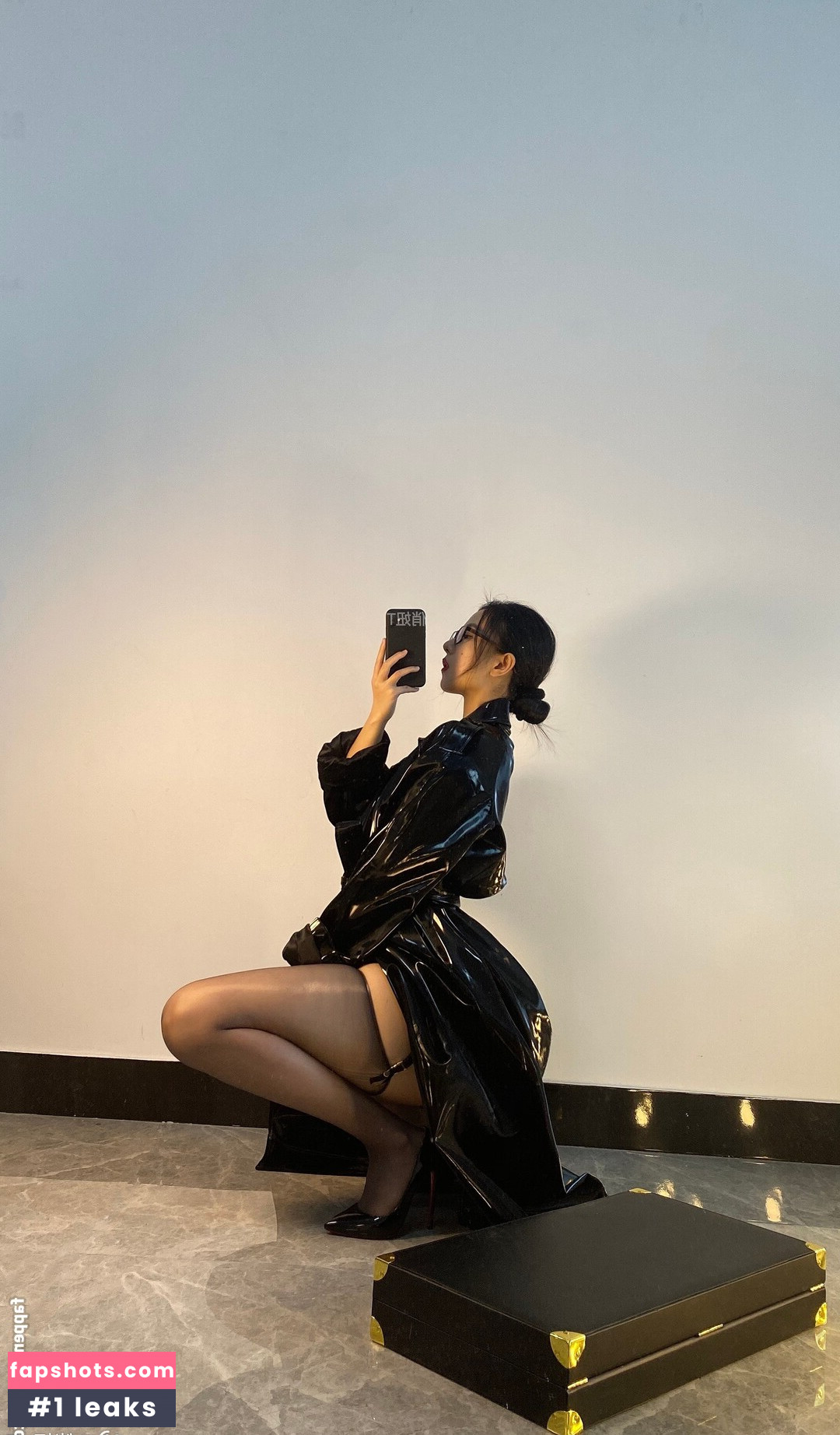 QiaoniuTT gallery photo #298