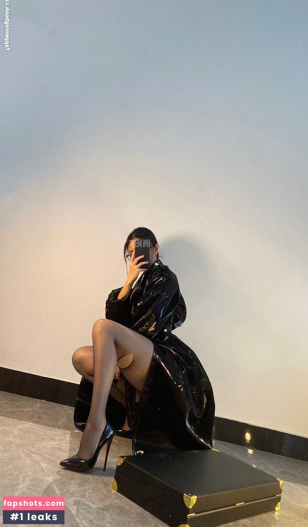 QiaoniuTT gallery photo #304