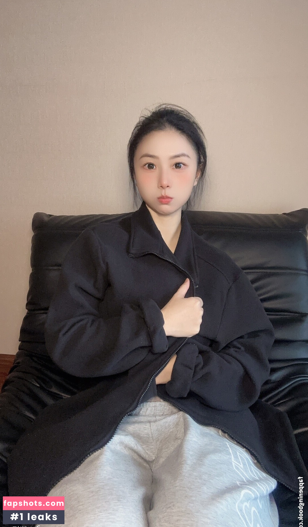 QiaoniuTT gallery photo #316