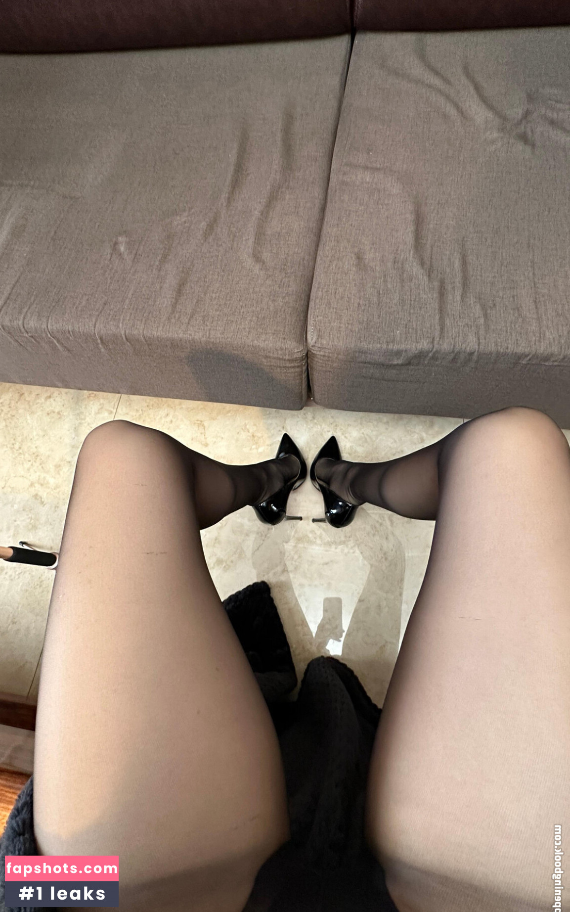 QiaoniuTT gallery photo #375