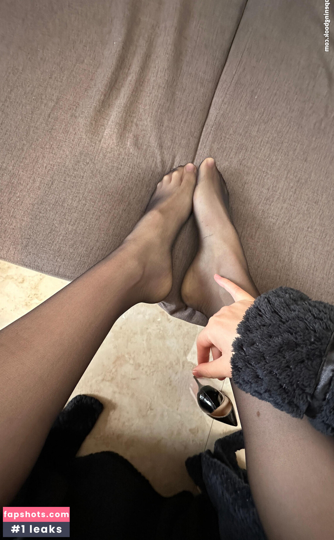 QiaoniuTT gallery photo #376