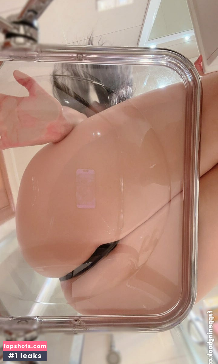 QiaoniuTT gallery photo #429