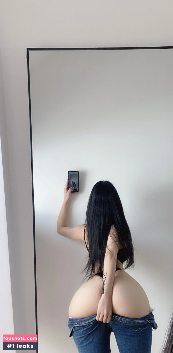 QiaoniuTT gallery photo #458