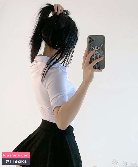 QiaoniuTT gallery photo #49