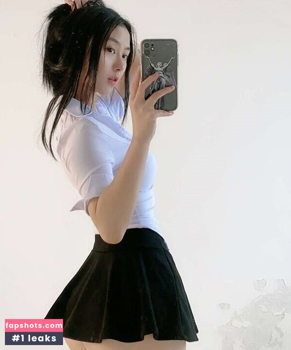 QiaoniuTT gallery photo #51