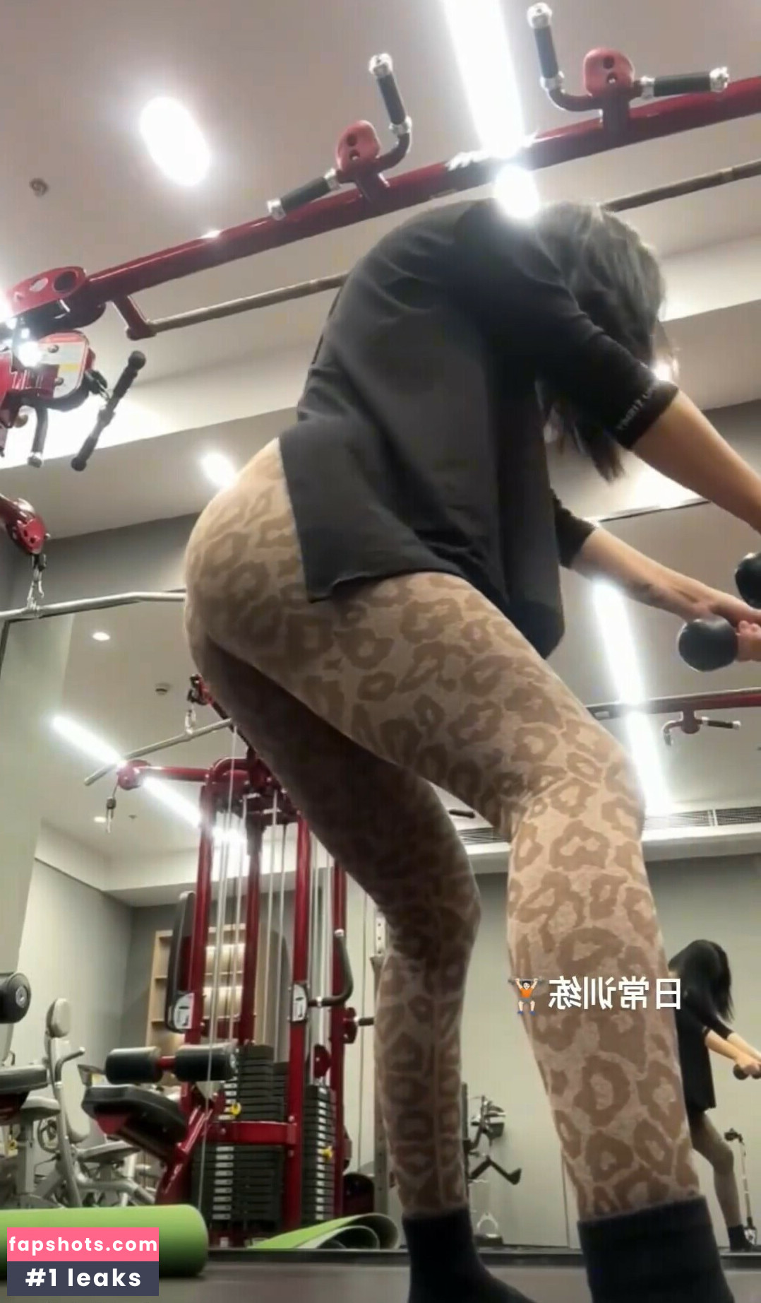 QiaoniuTT gallery photo #504