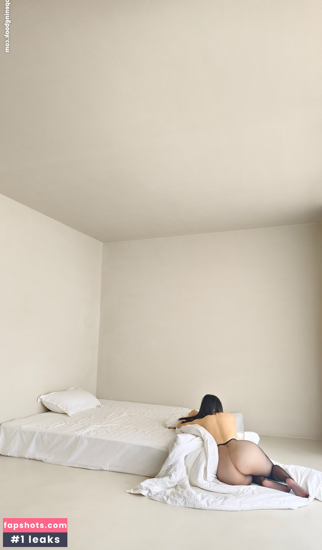 QiaoniuTT gallery photo #53