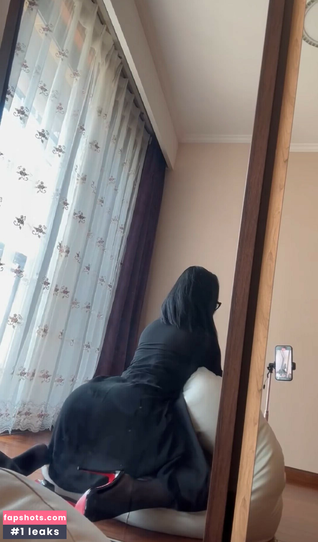 QiaoniuTT gallery photo #580