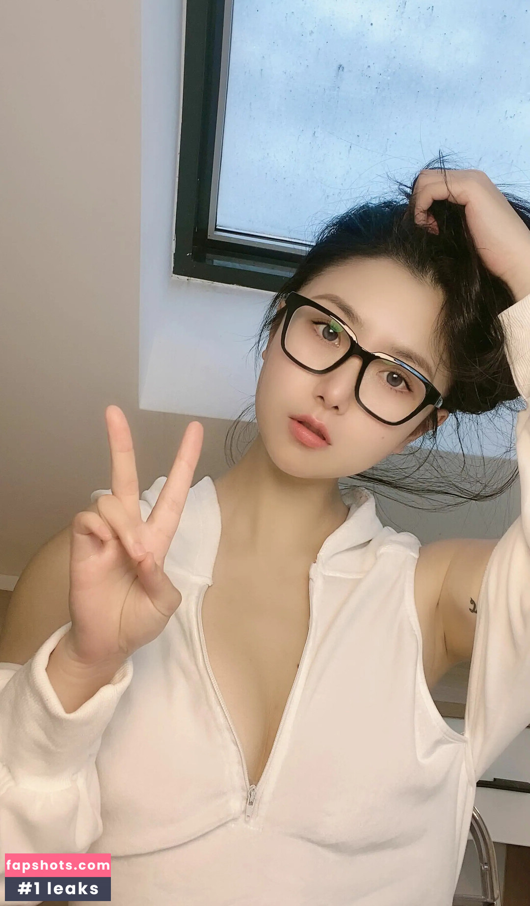 QiaoniuTT gallery photo #582