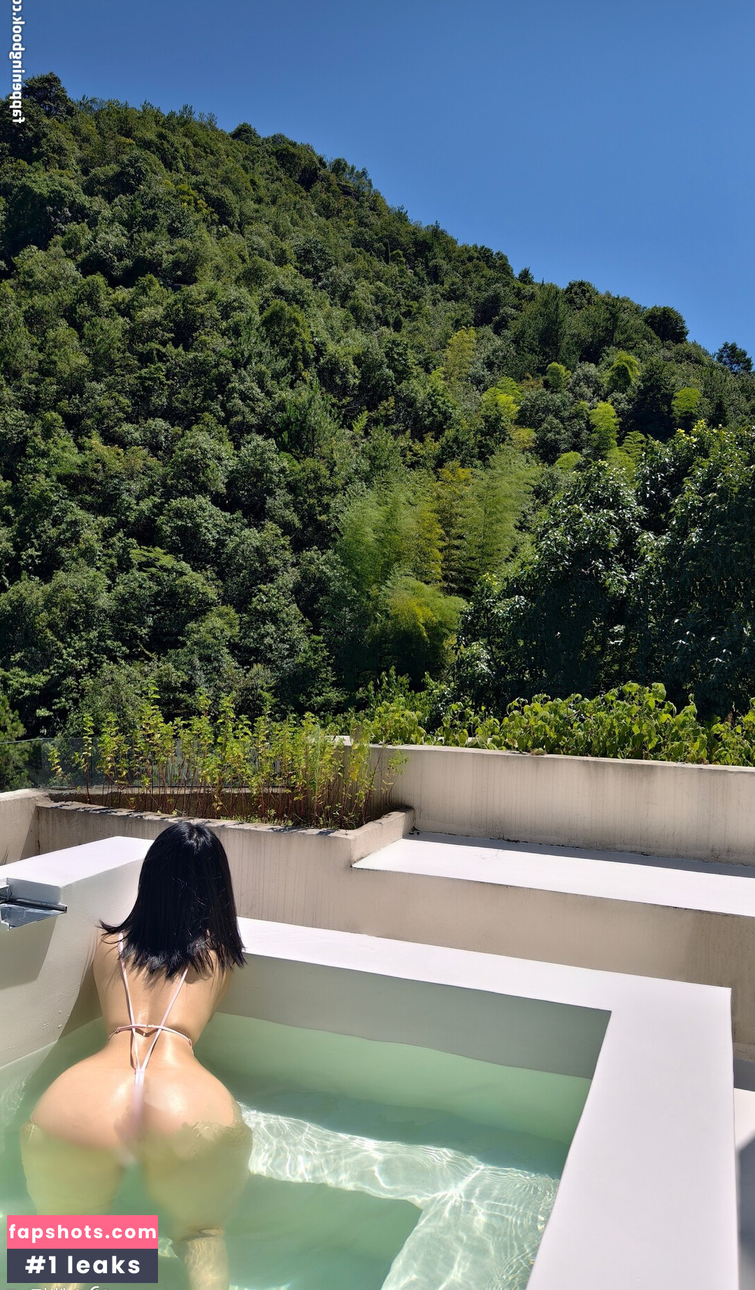 QiaoniuTT gallery photo #590