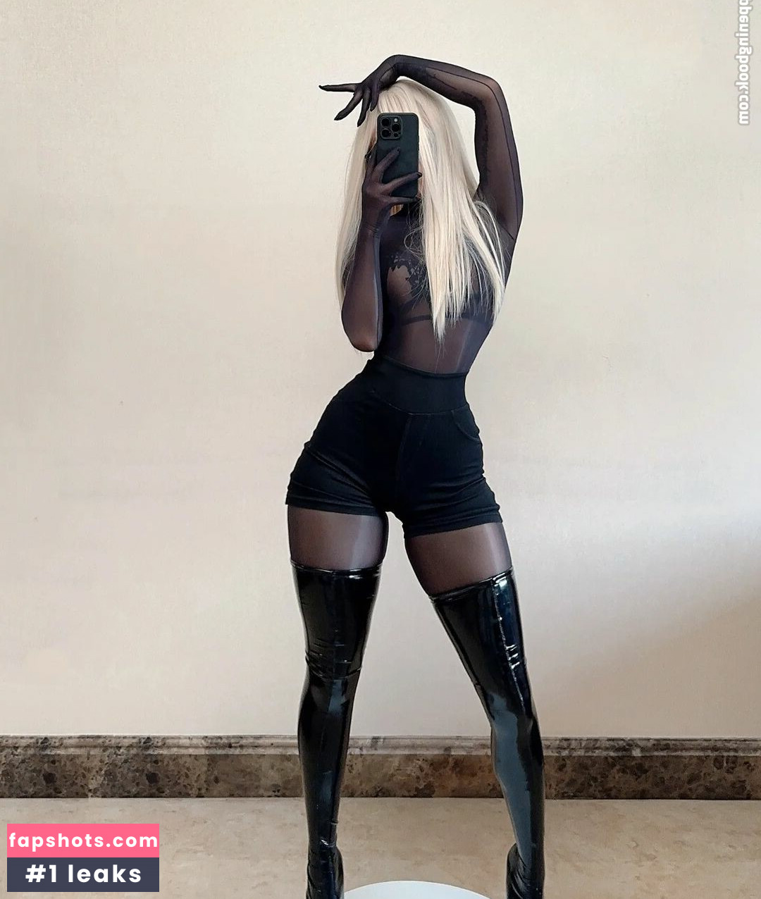 QiaoniuTT gallery photo #597