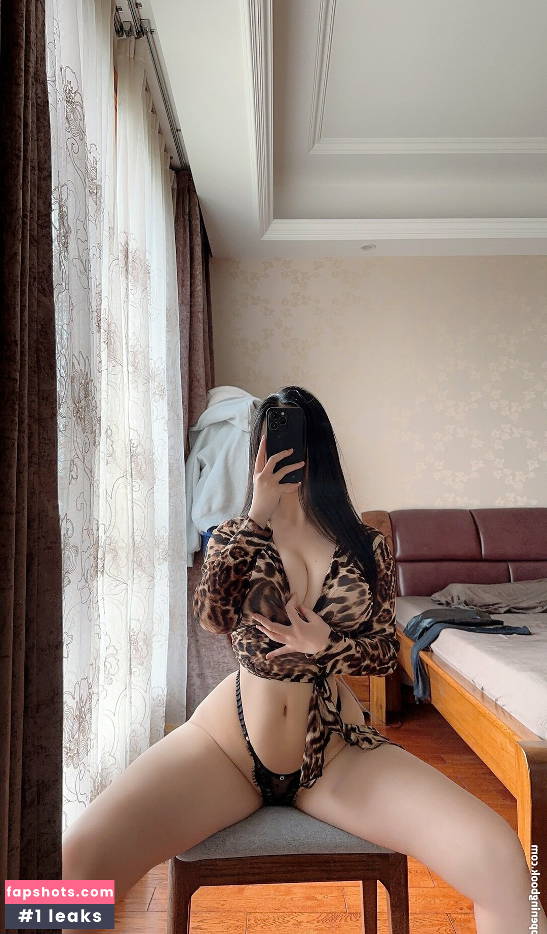 QiaoniuTT gallery photo #619