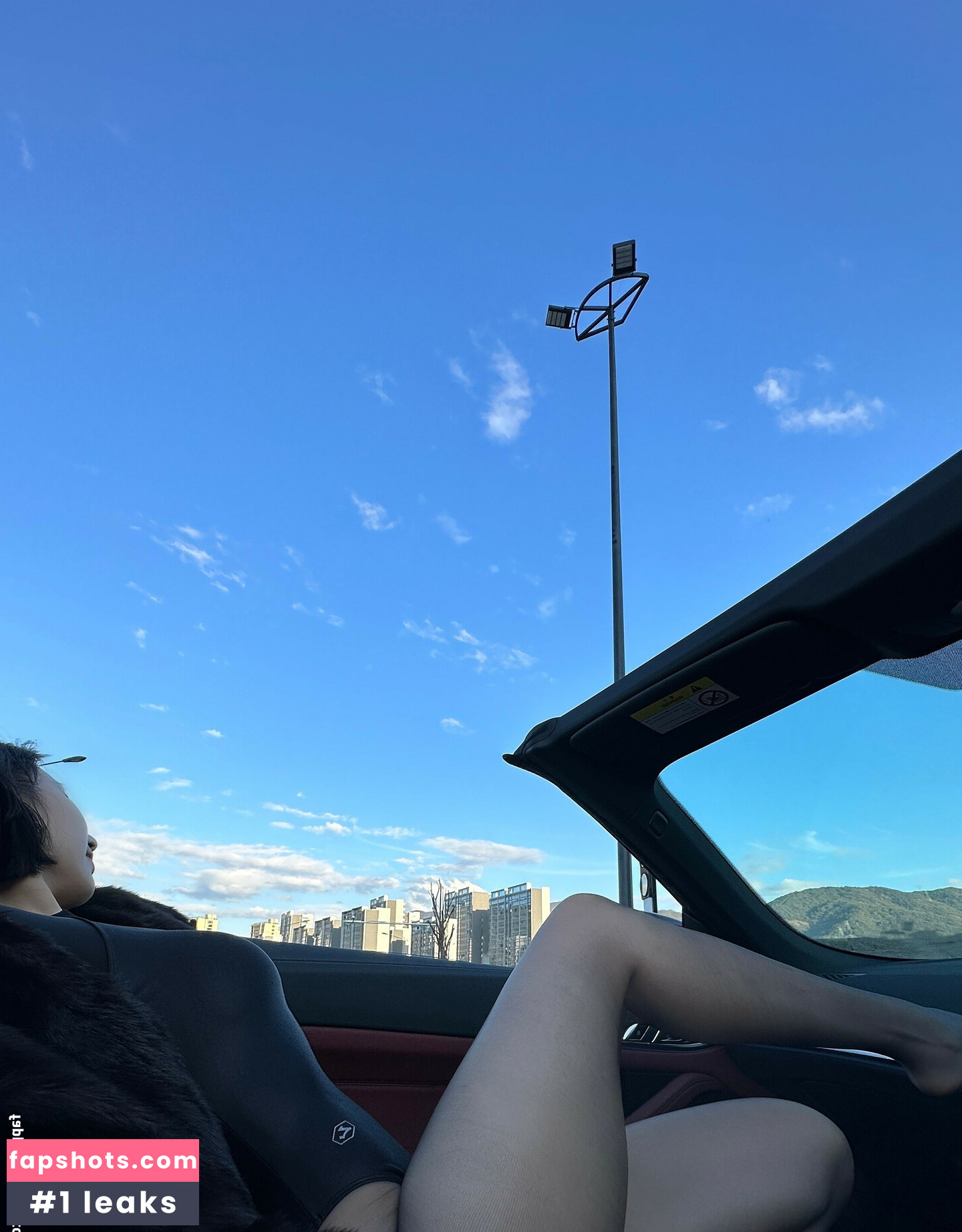 QiaoniuTT gallery photo #668