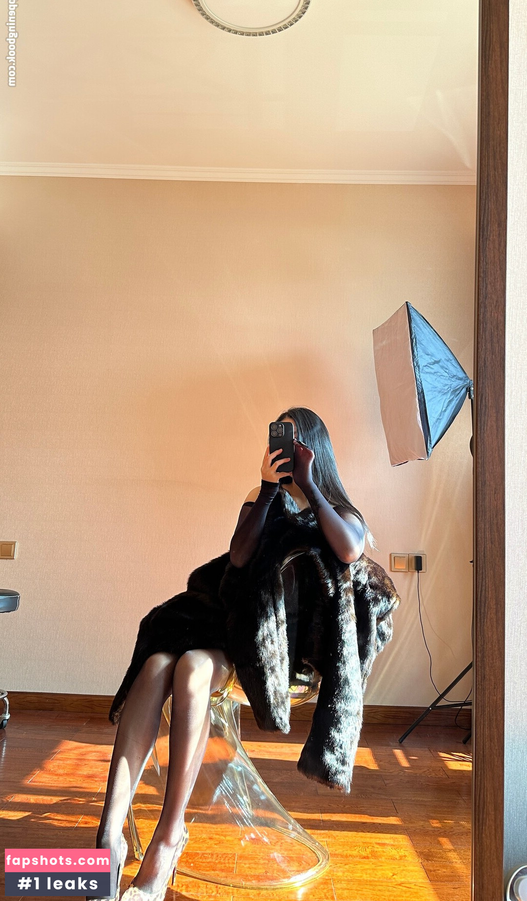 QiaoniuTT gallery photo #735