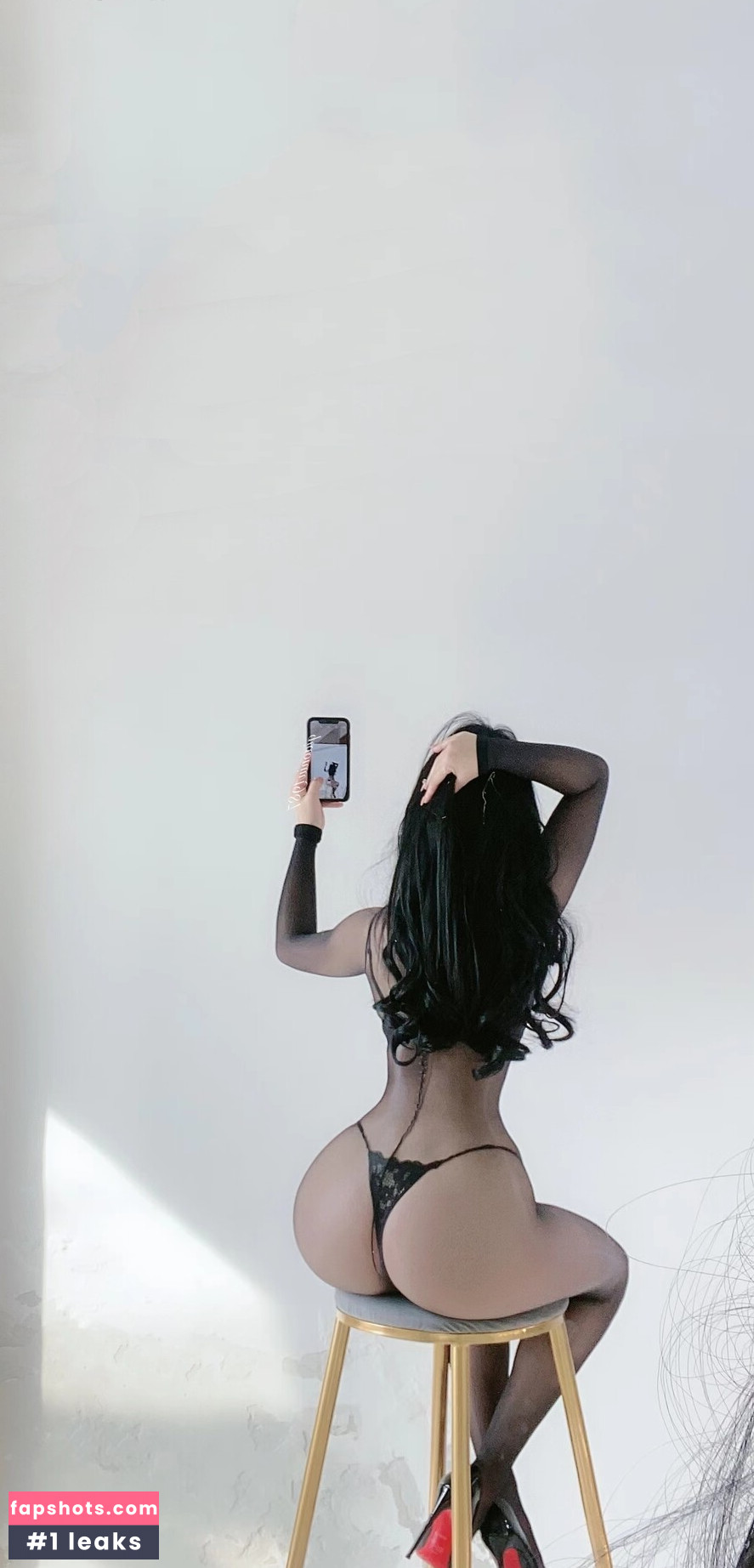 QiaoniuTT gallery photo #766