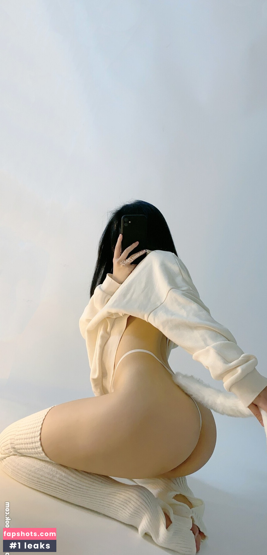 QiaoniuTT gallery photo #771