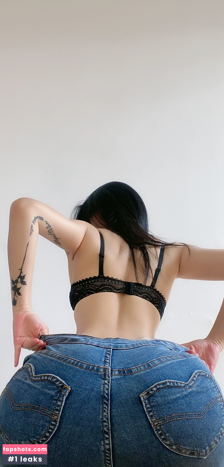 QiaoniuTT gallery photo #779