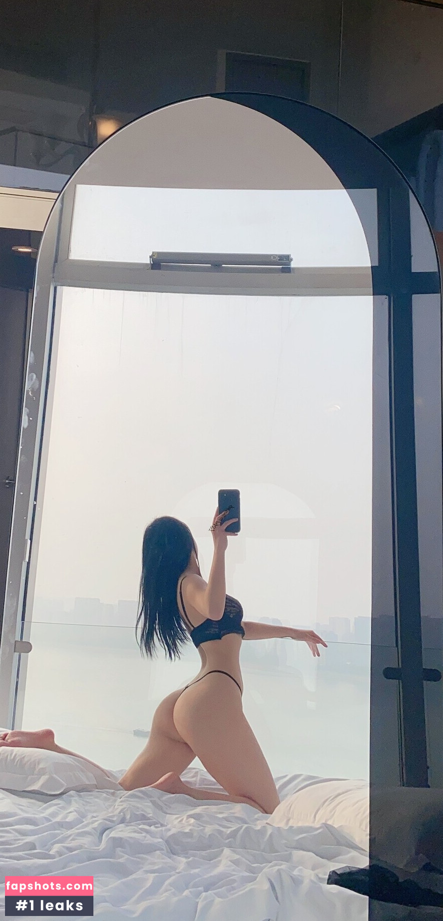 QiaoniuTT gallery photo #850