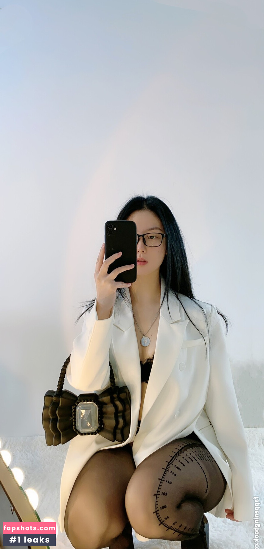 QiaoniuTT gallery photo #871