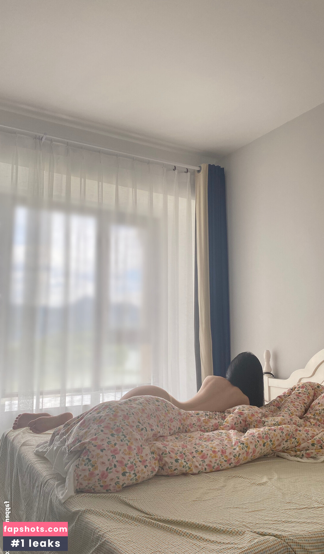 QiaoniuTT gallery photo #885