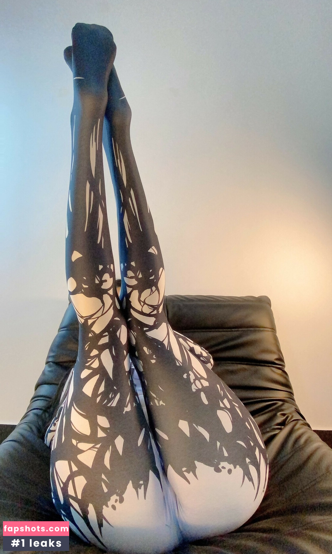 QiaoniuTT gallery photo #940