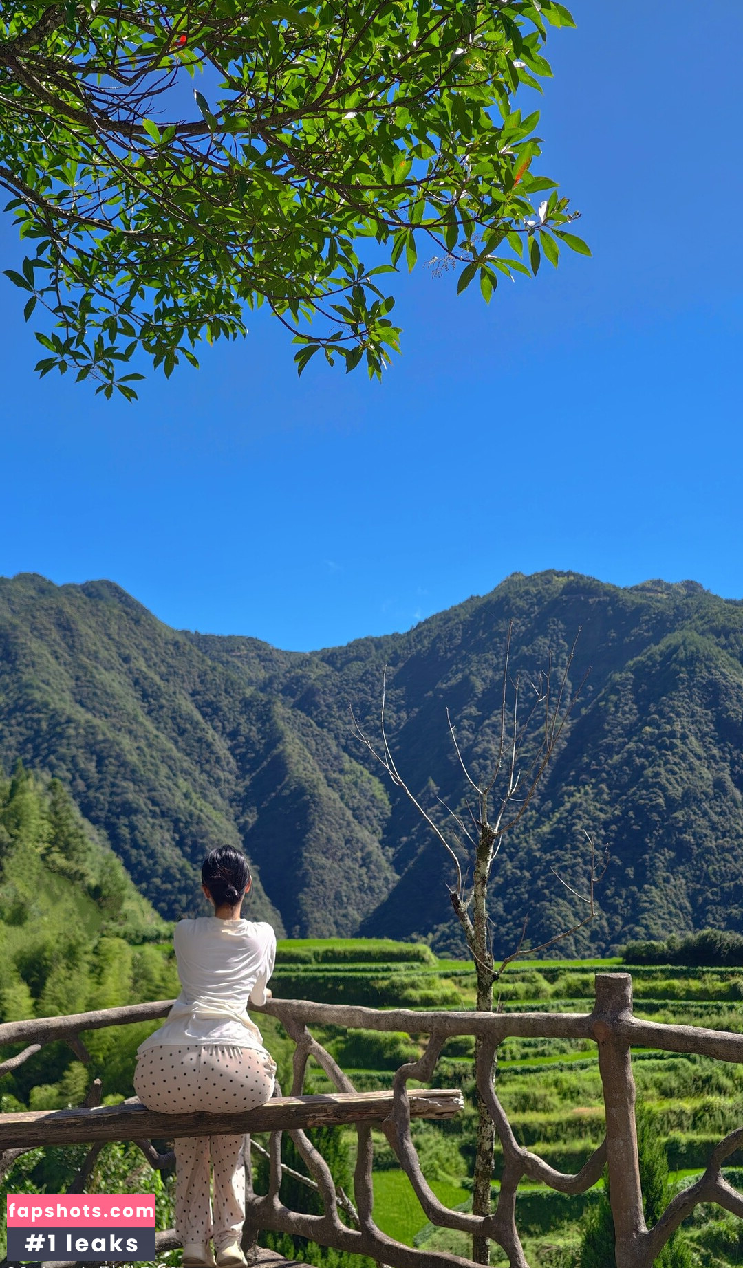 QiaoniuTT gallery photo #98