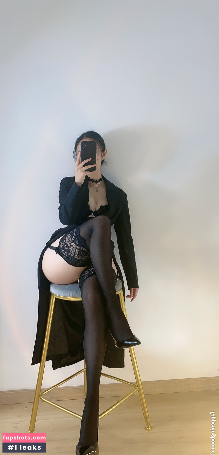 QiaoniuTT gallery photo #991