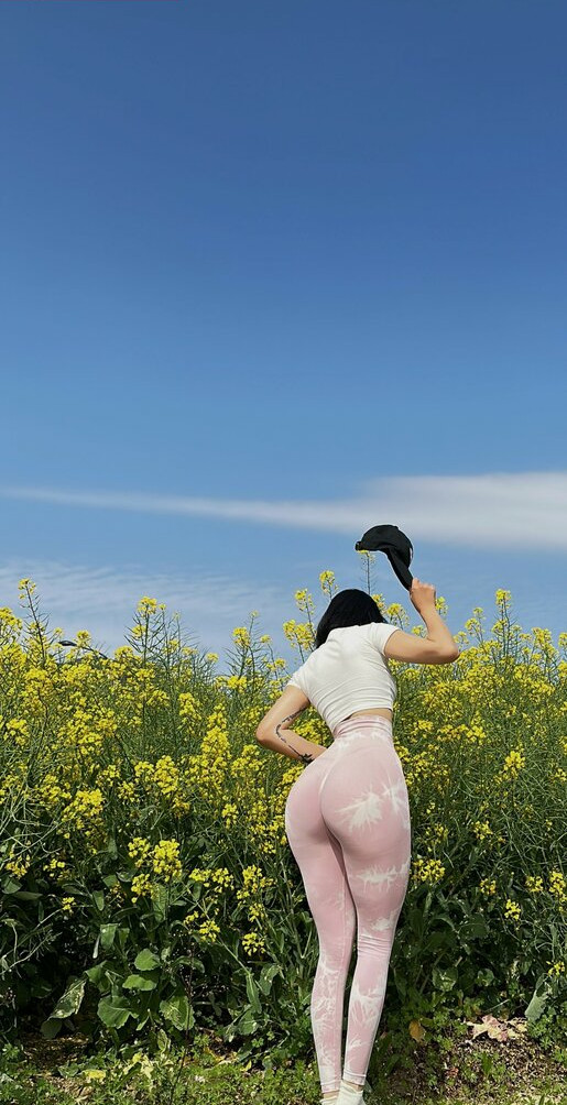 qiaoniutt gallery photo #1200