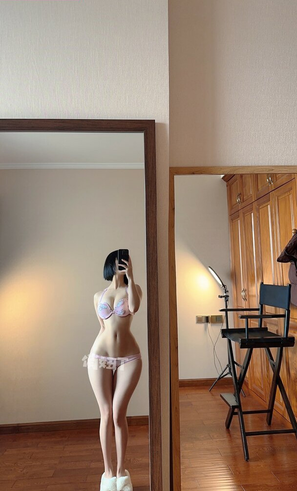 qiaoniutt gallery photo #1355