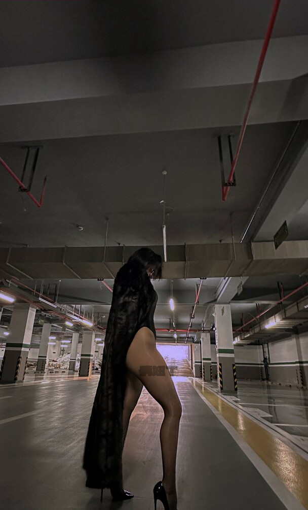 qiaoniutt gallery photo #1377