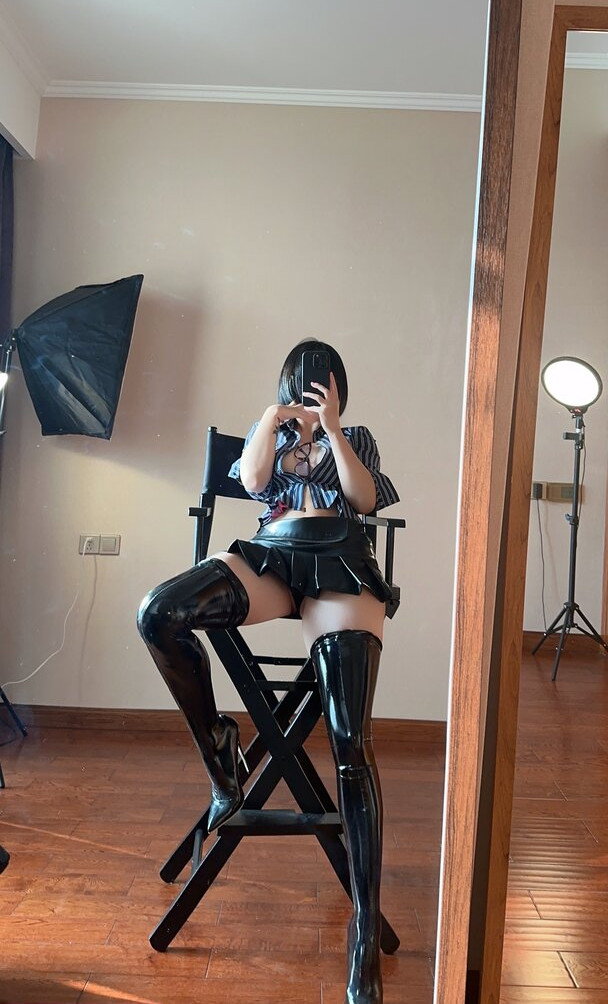 qiaoniutt gallery photo #1400