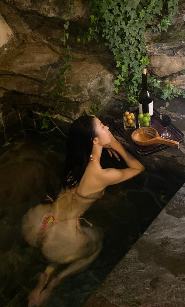 qiaoniutt gallery photo #2125