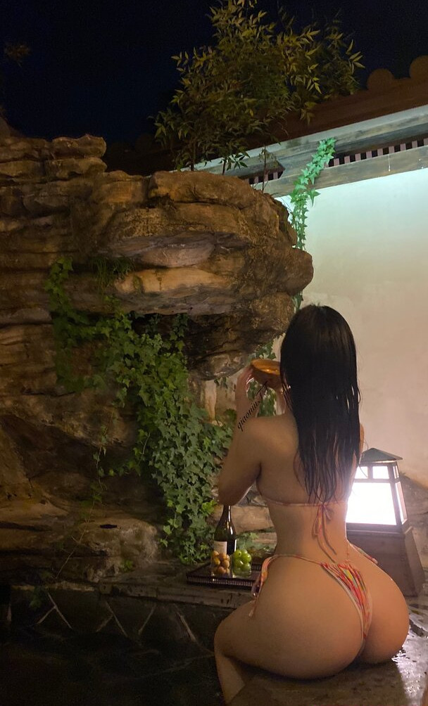 qiaoniutt gallery photo #2126